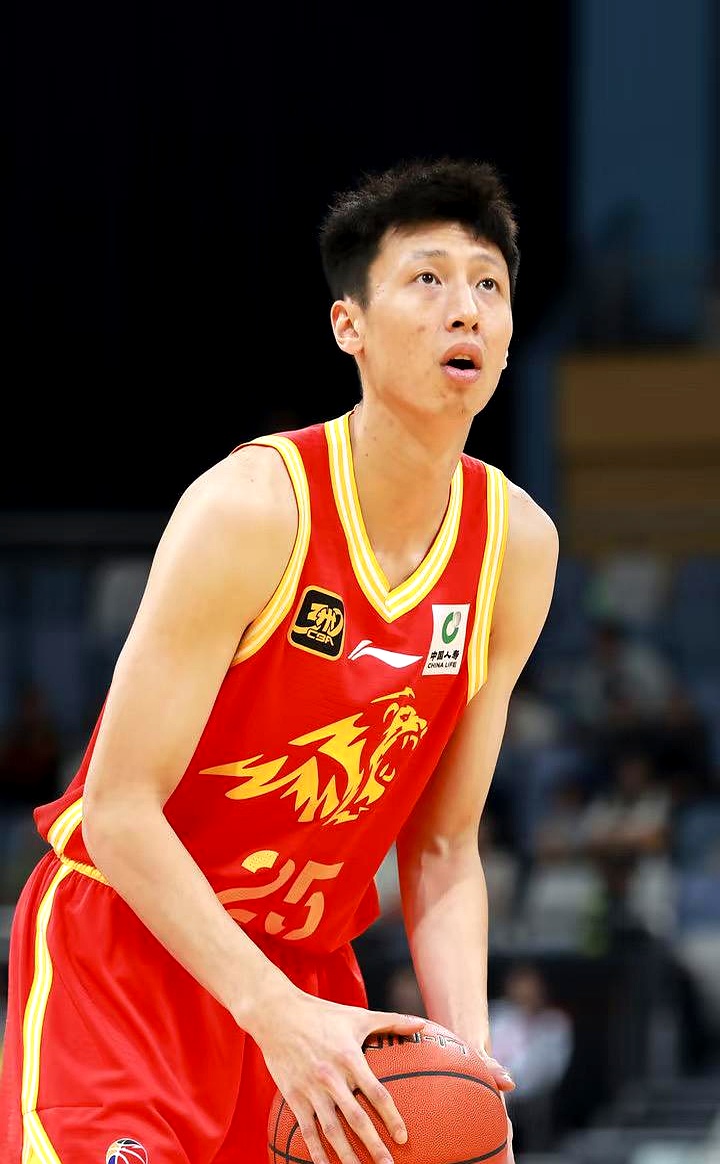 关于转会期体能课后，广厦男篮战术微调备战法甲，话题不断，高层口径保持一致的信息-开云体育服务